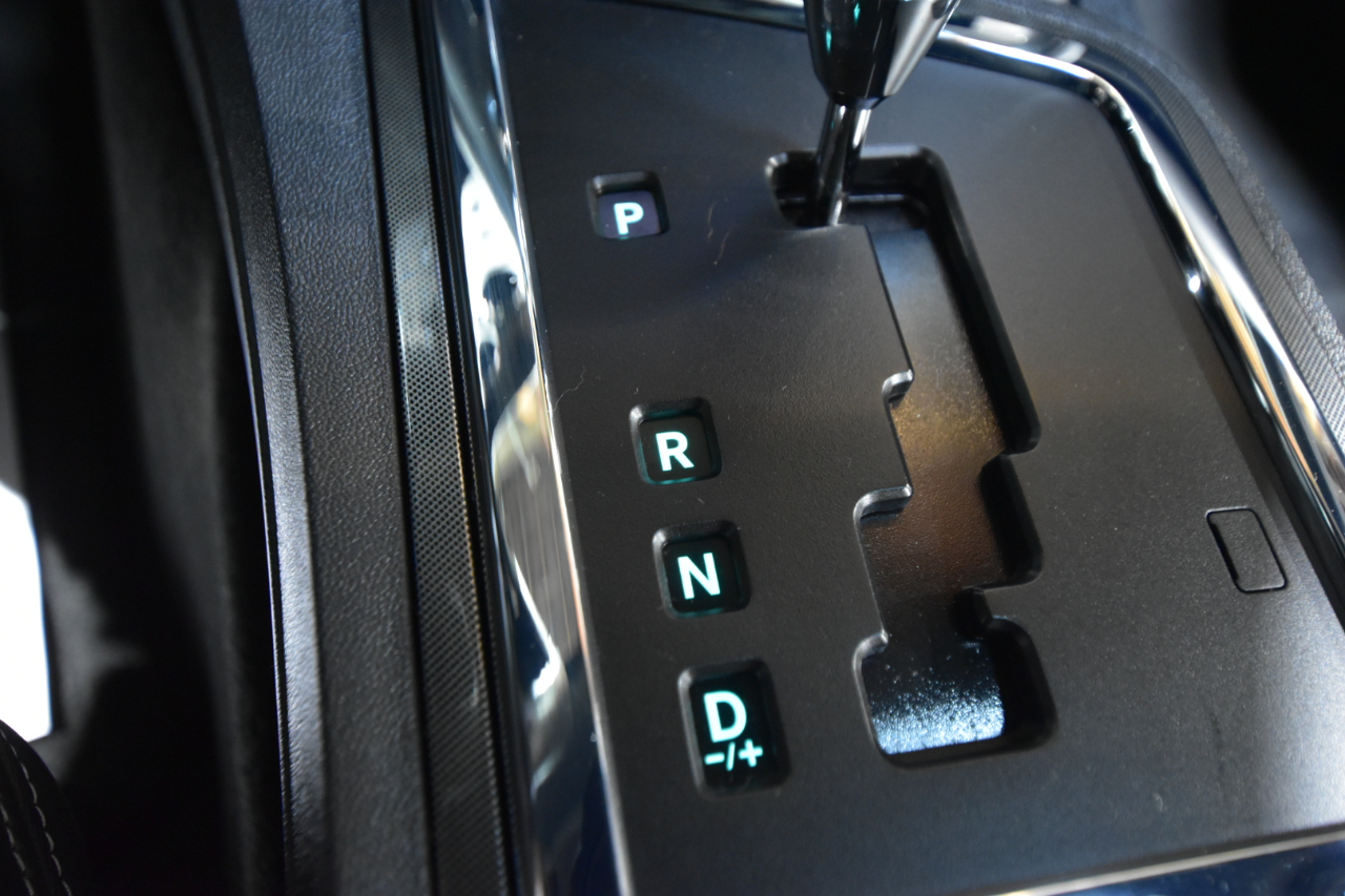 Dodge Challenger 2dr Cpe R/T Classic 2009