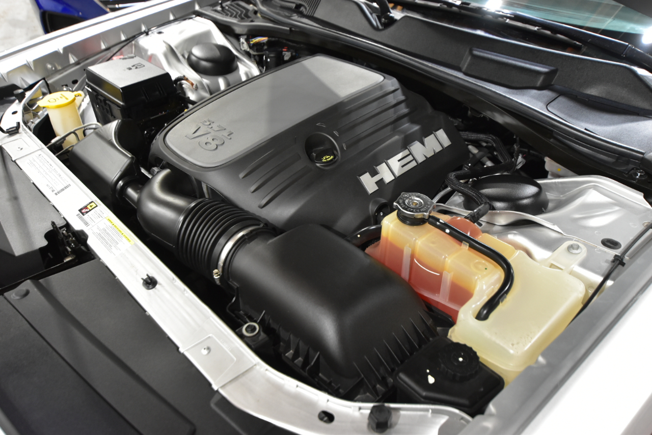 Dodge Challenger 2dr Cpe R/T Classic 2009