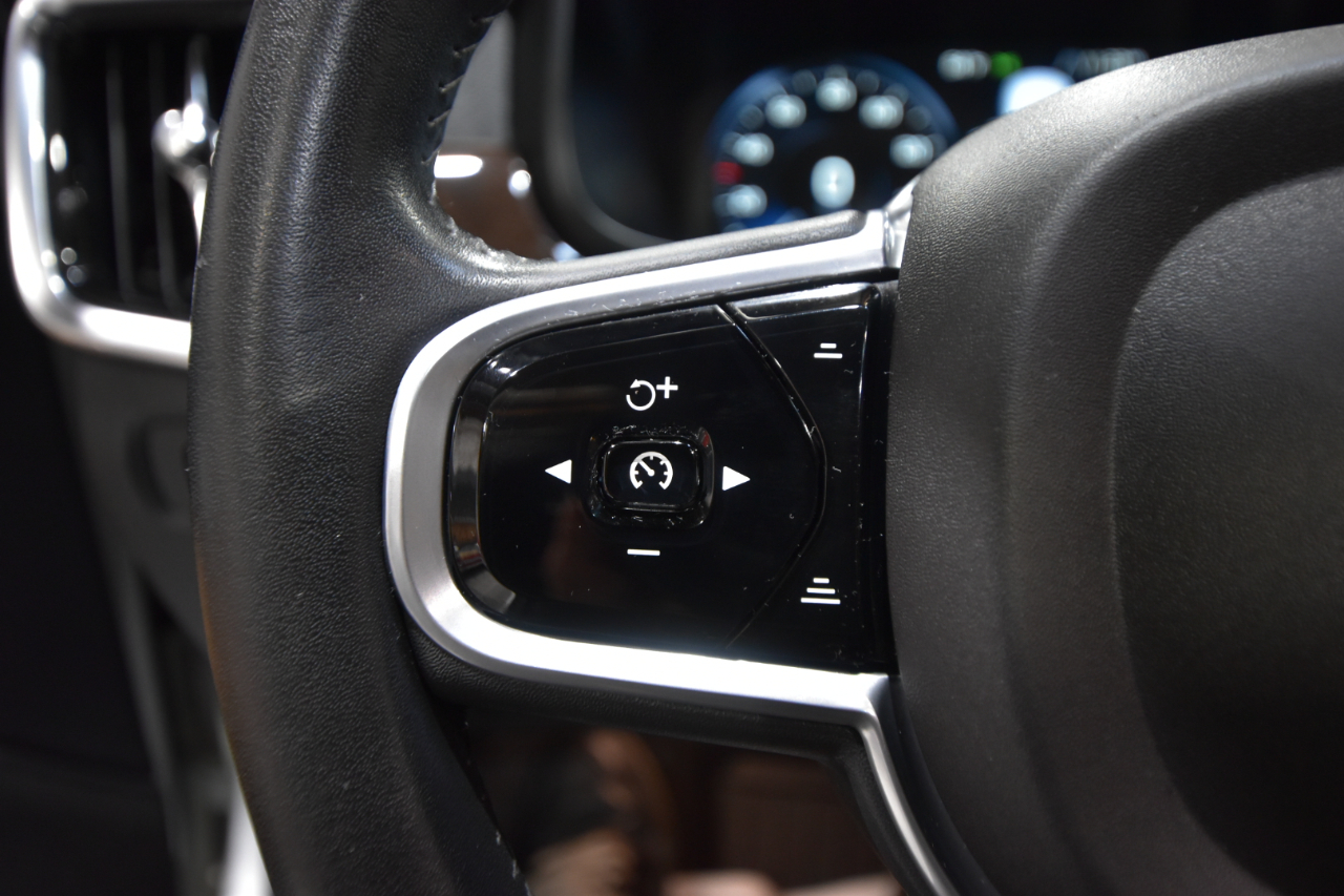 Volvo S90 T6 AWD Momentum 2017