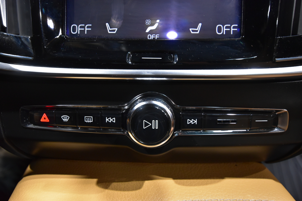 Volvo S90 T6 AWD Momentum 2017