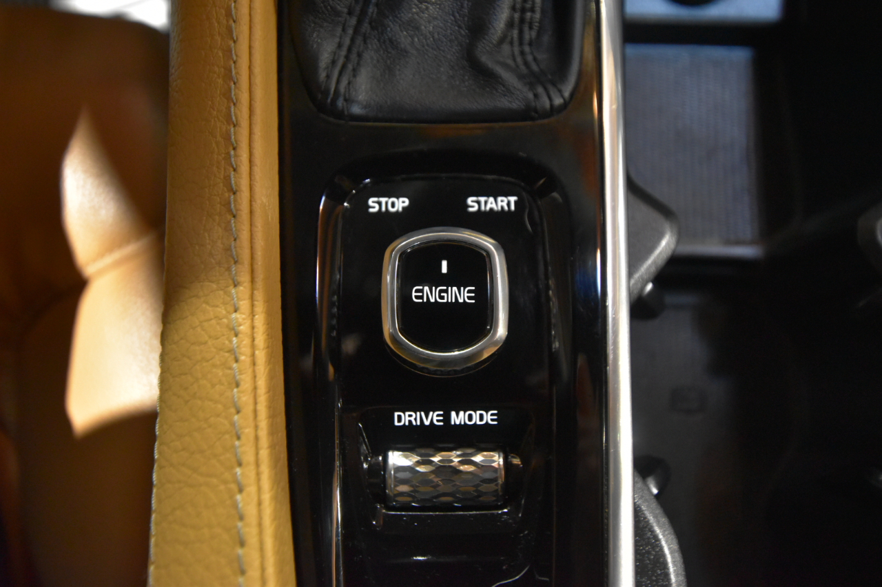 Volvo S90 T6 AWD Momentum 2017