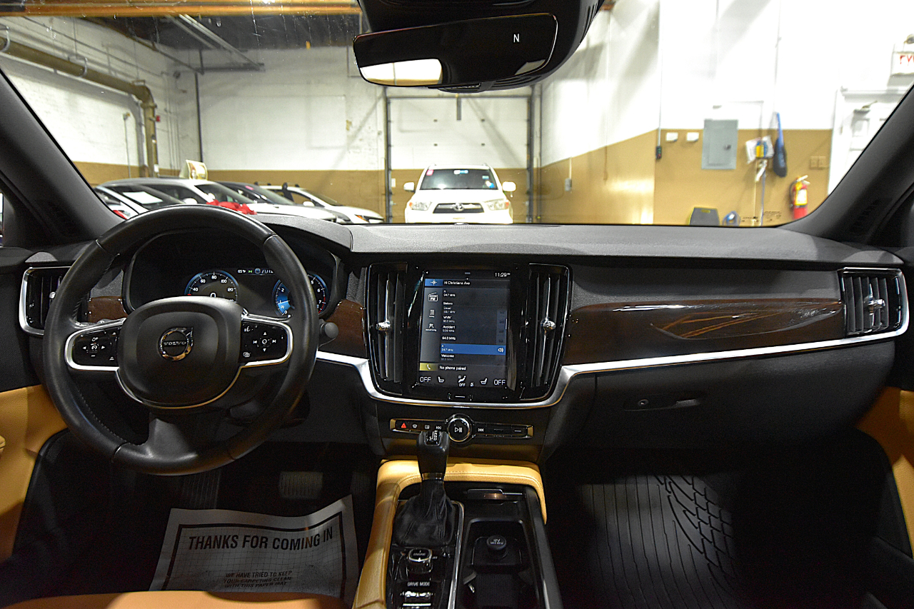 Volvo S90 T6 AWD Momentum 2017