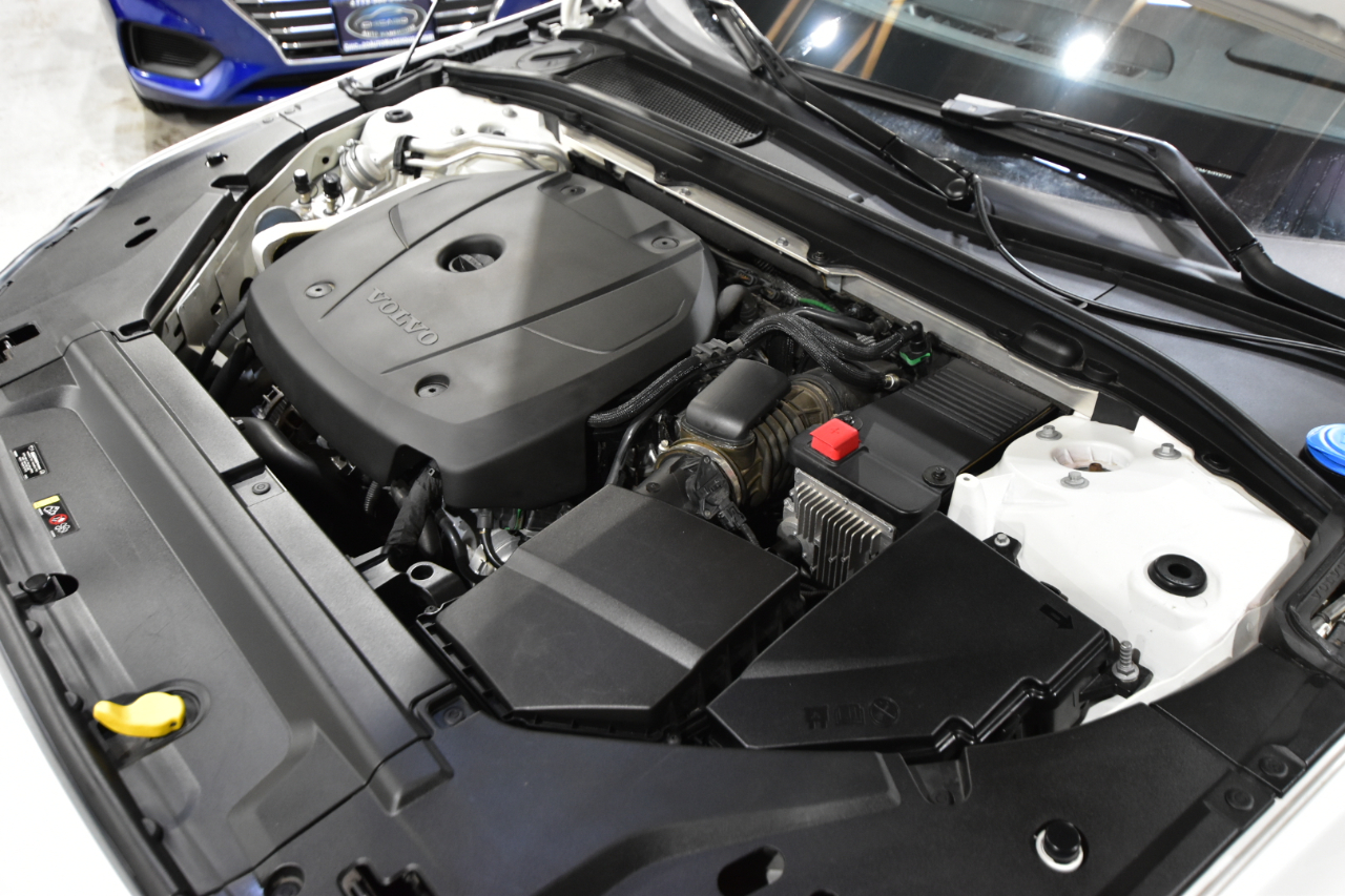 Volvo S90 T6 AWD Momentum 2017