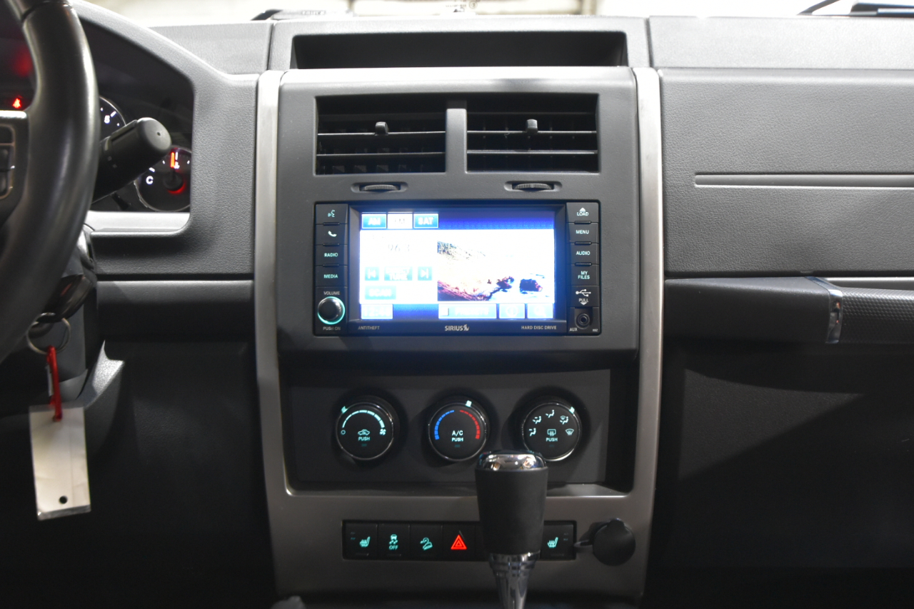 Jeep Liberty 4WD 4dr Sport Latitude 2012