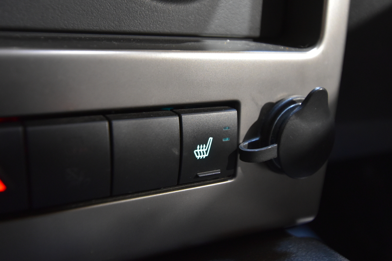 Jeep Liberty 4WD 4dr Sport Latitude 2012