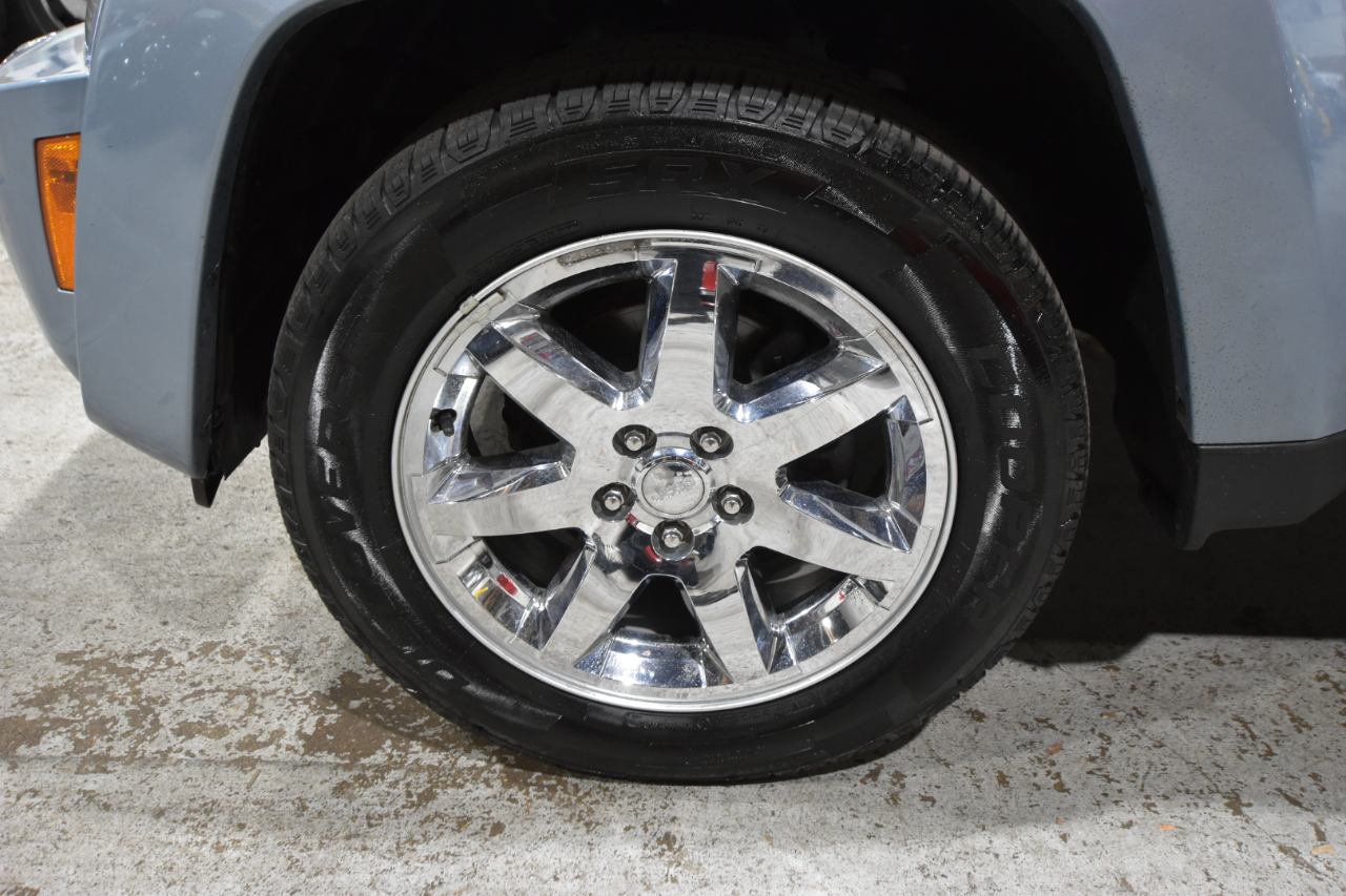 Jeep Liberty 4WD 4dr Sport Latitude 2012