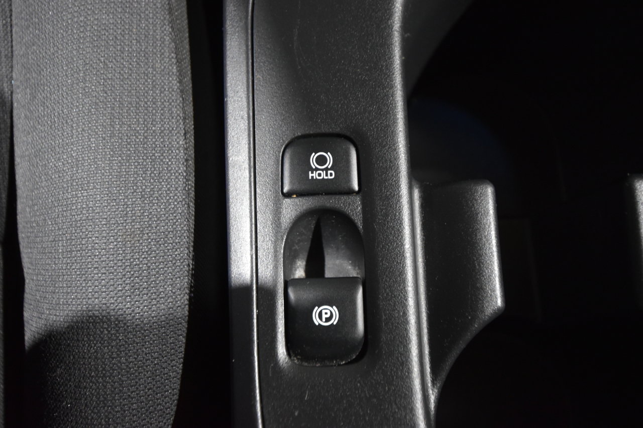 Toyota Corolla LE CVT (Natl) 2024