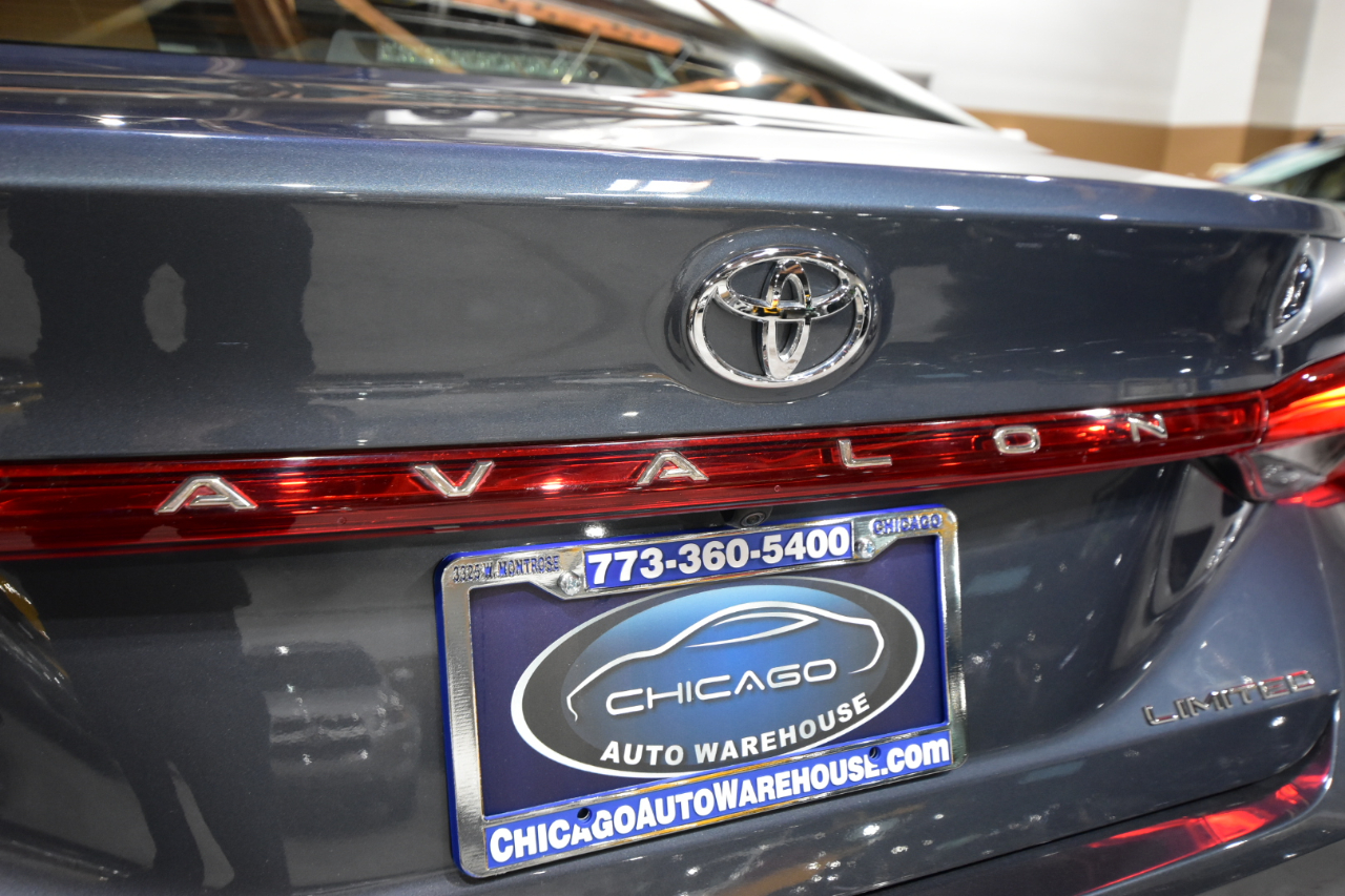 Toyota Avalon Limited (Natl) 2019