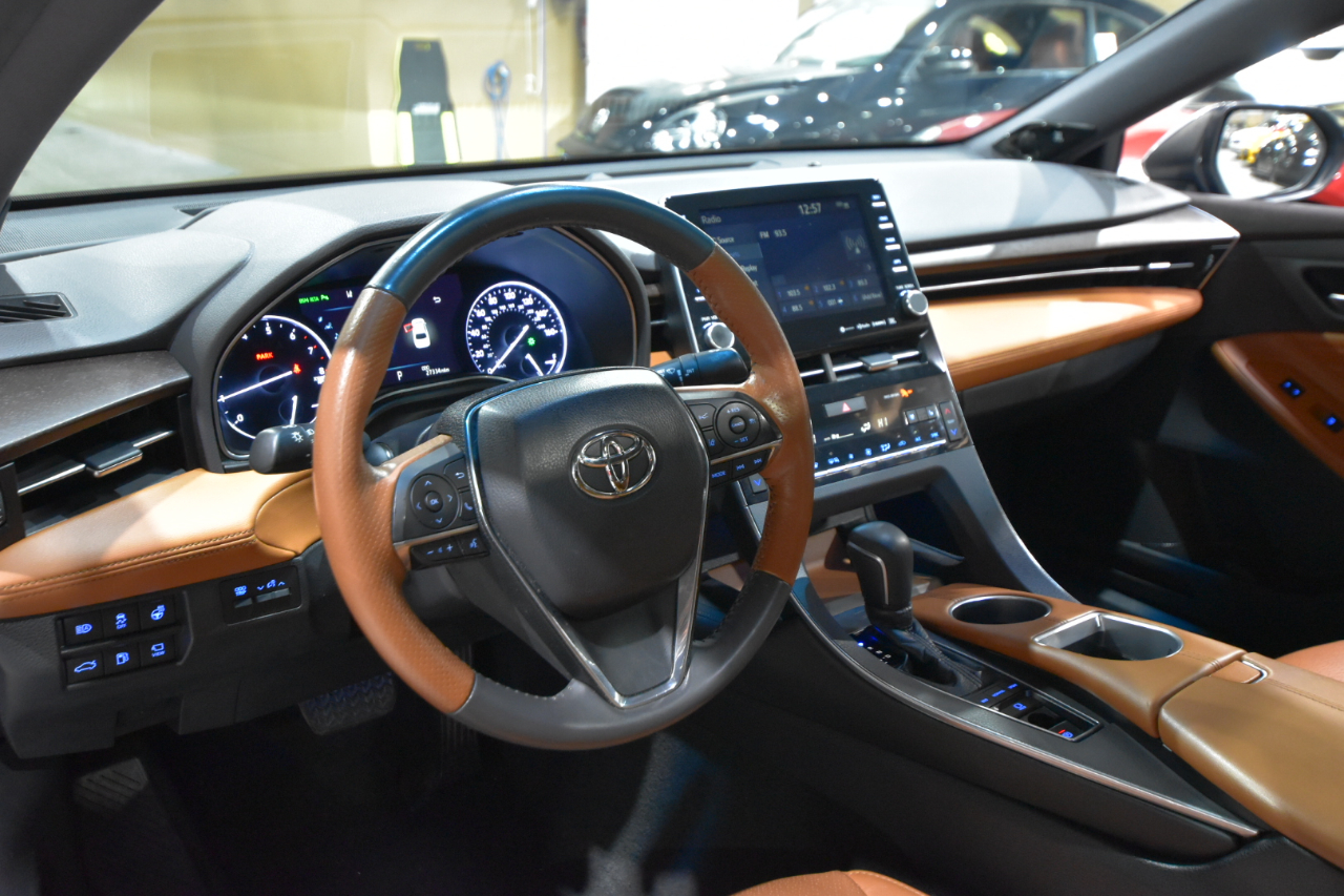 Toyota Avalon Limited (Natl) 2019