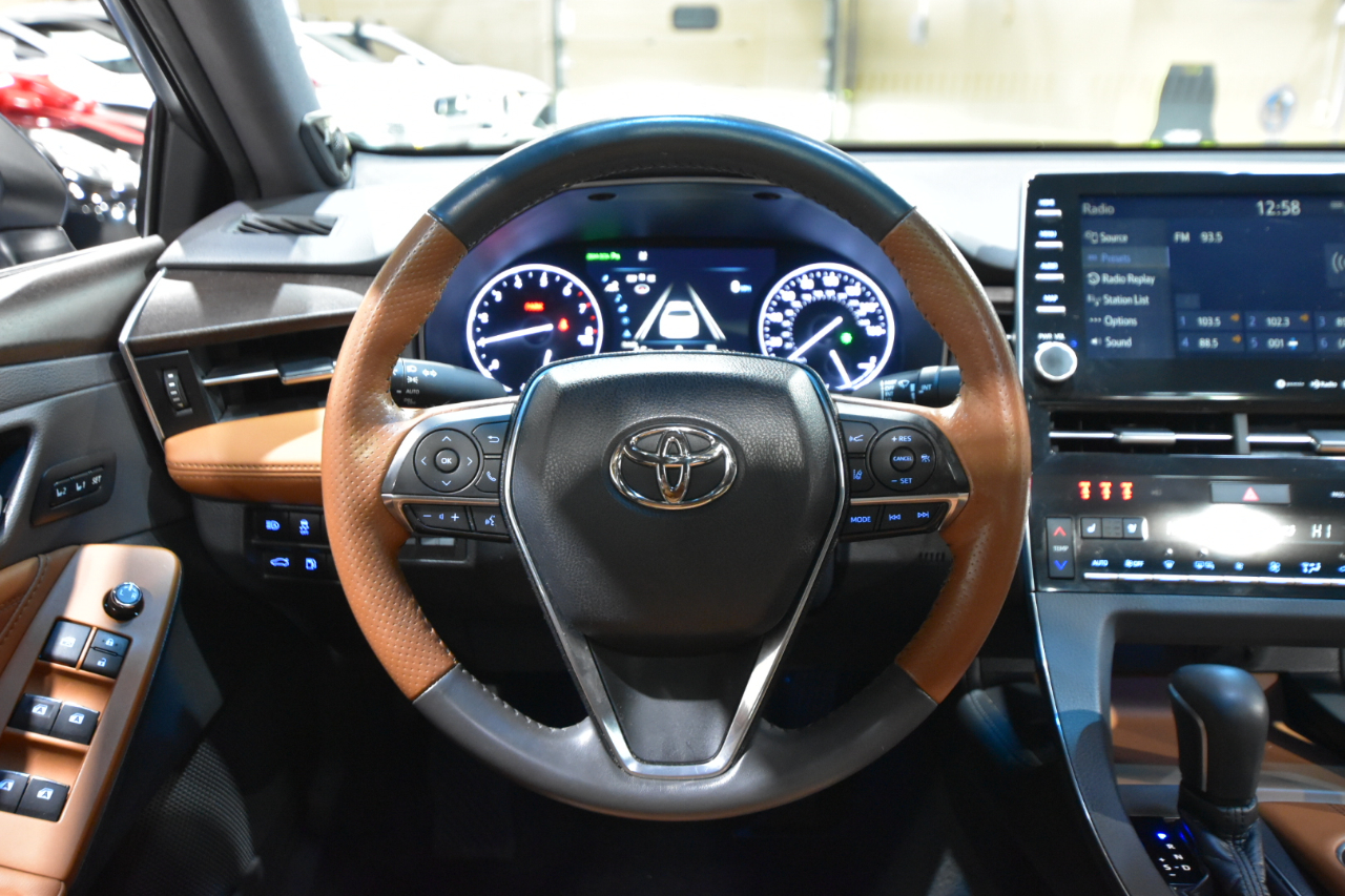 Toyota Avalon Limited (Natl) 2019