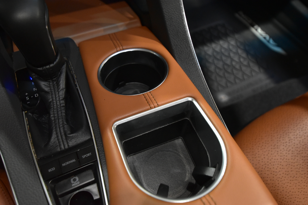 Toyota Avalon Limited (Natl) 2019