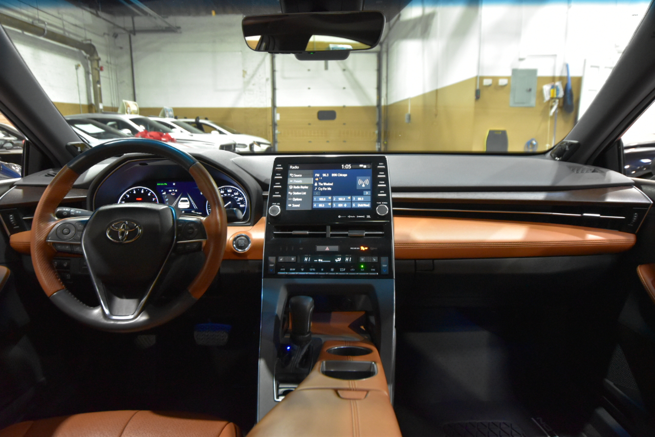 Toyota Avalon Limited (Natl) 2019
