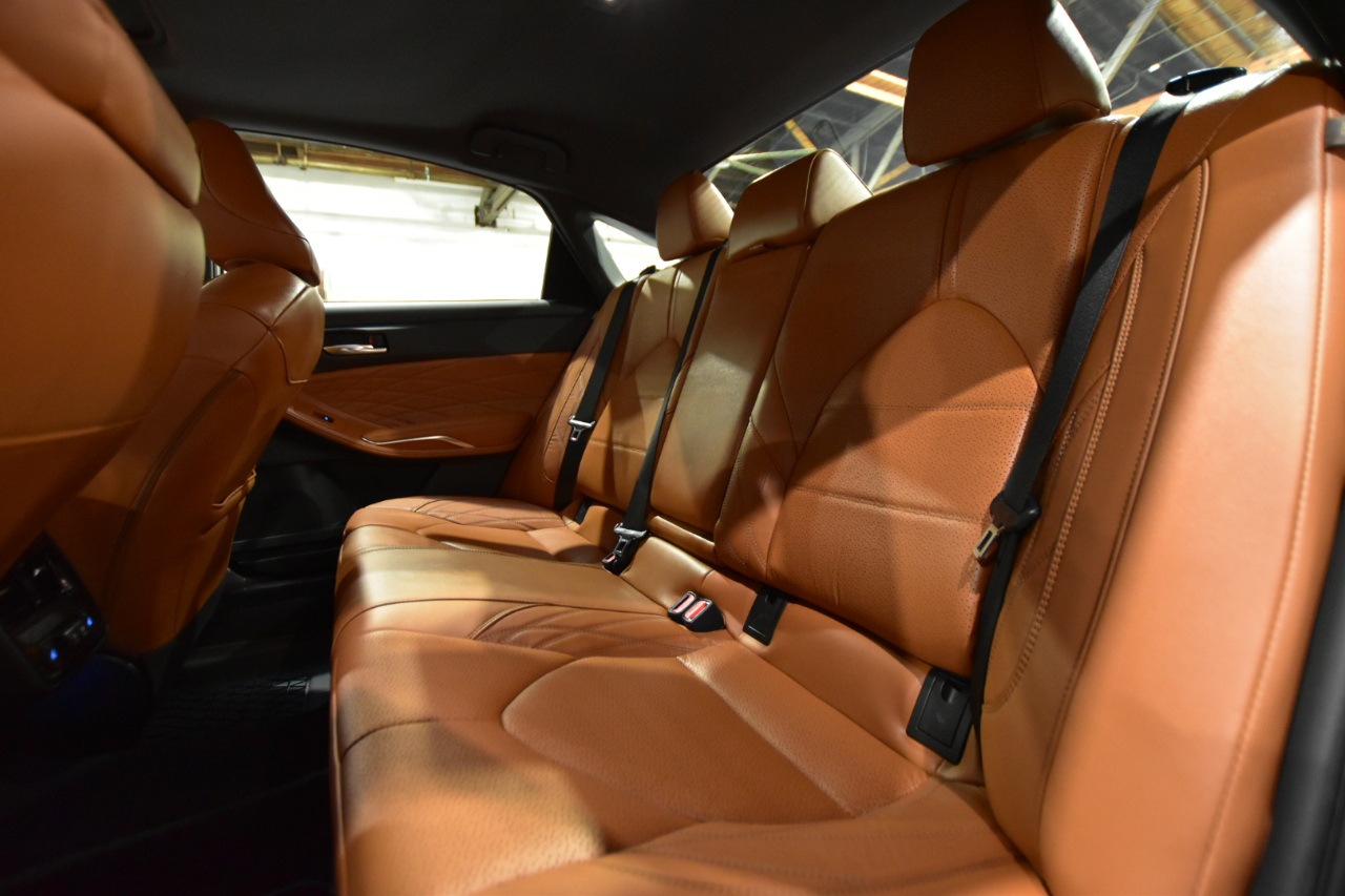 Toyota Avalon Limited (Natl) 2019