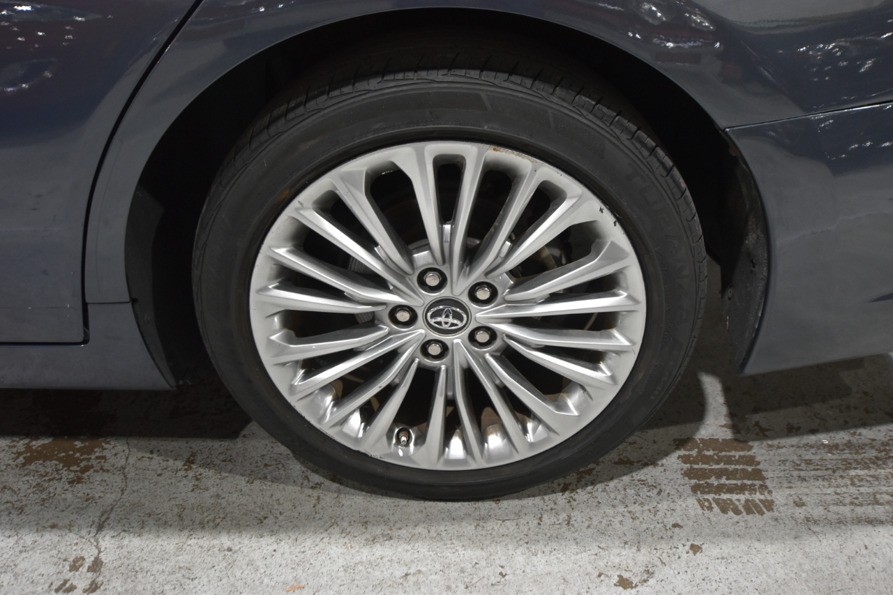 Toyota Avalon Limited (Natl) 2019