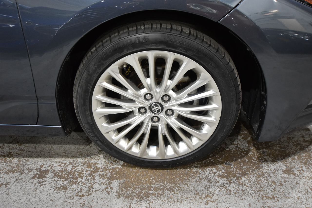 Toyota Avalon Limited (Natl) 2019