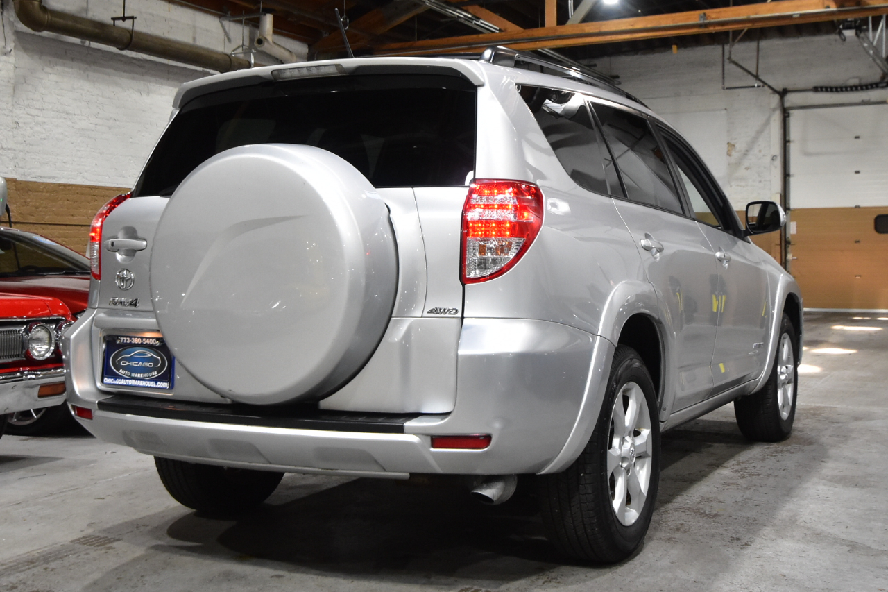 Toyota RAV4 4WD 4dr V6 5-Spd AT Ltd (Natl) 2011