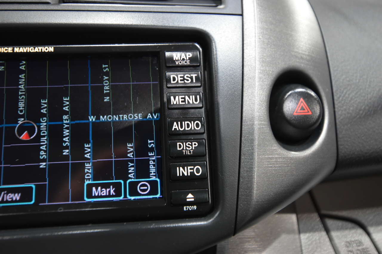 Toyota RAV4 4WD 4dr V6 5-Spd AT Ltd (Natl) 2011