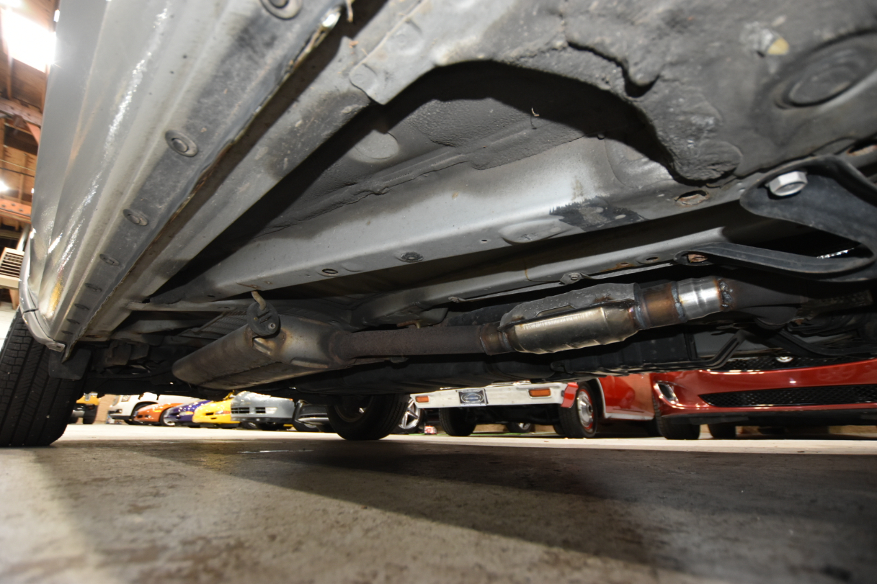 Toyota RAV4 4WD 4dr V6 5-Spd AT Ltd (Natl) 2011