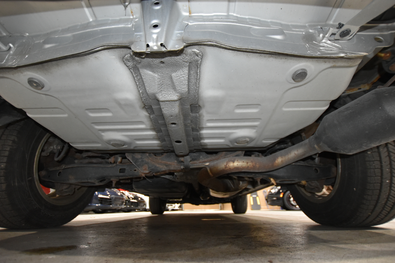 Toyota RAV4 4WD 4dr V6 5-Spd AT Ltd (Natl) 2011