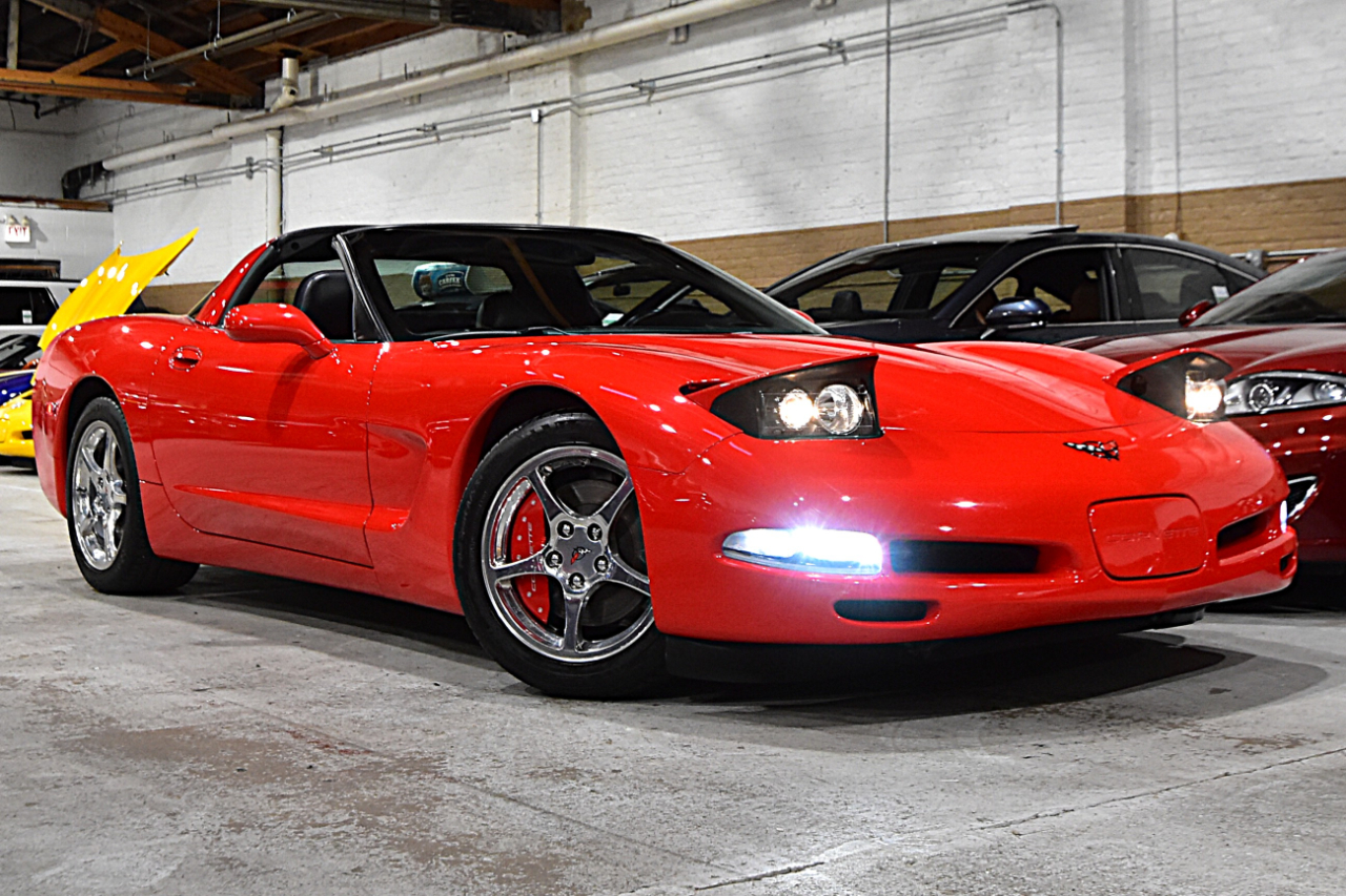 Chevrolet Corvette 2dr Cpe 2002