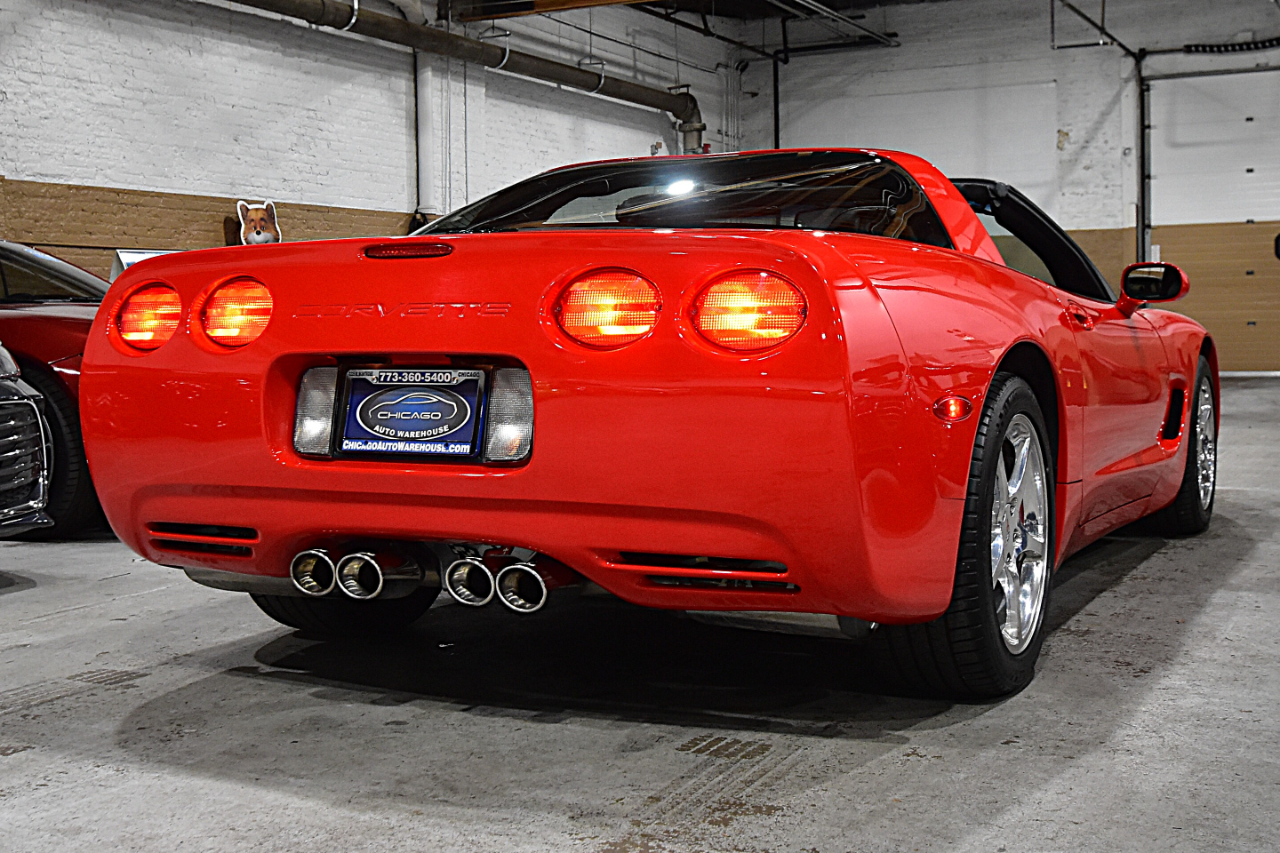 Chevrolet Corvette 2dr Cpe 2002