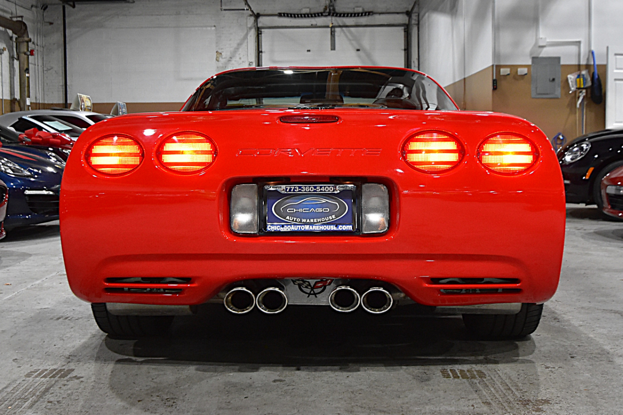 Chevrolet Corvette 2dr Cpe 2002