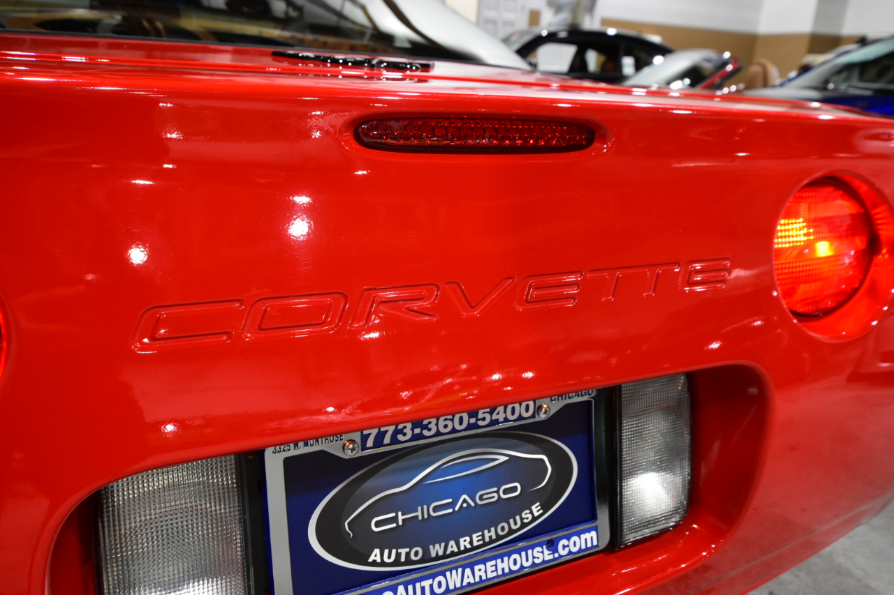 Chevrolet Corvette 2dr Cpe 2002