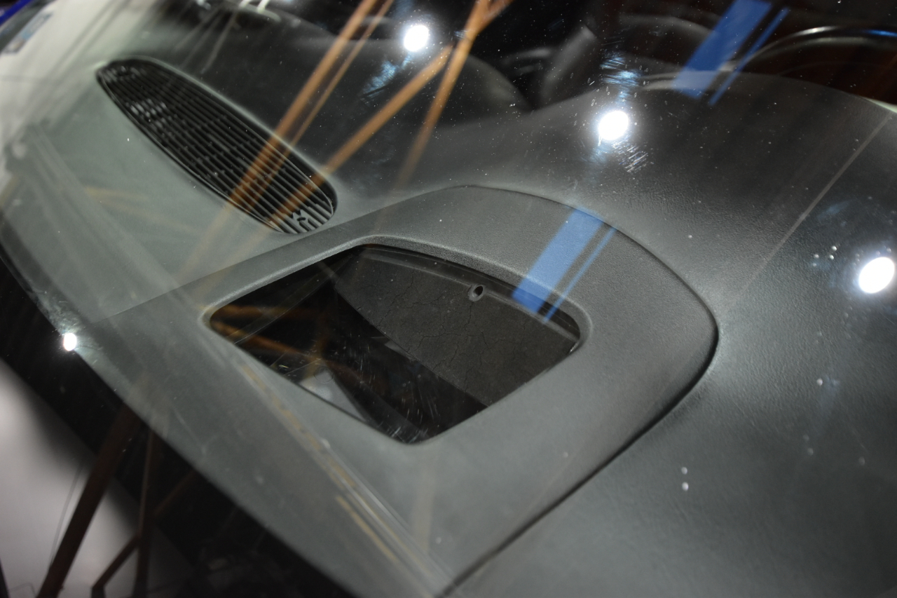 Chevrolet Corvette 2dr Cpe 2002