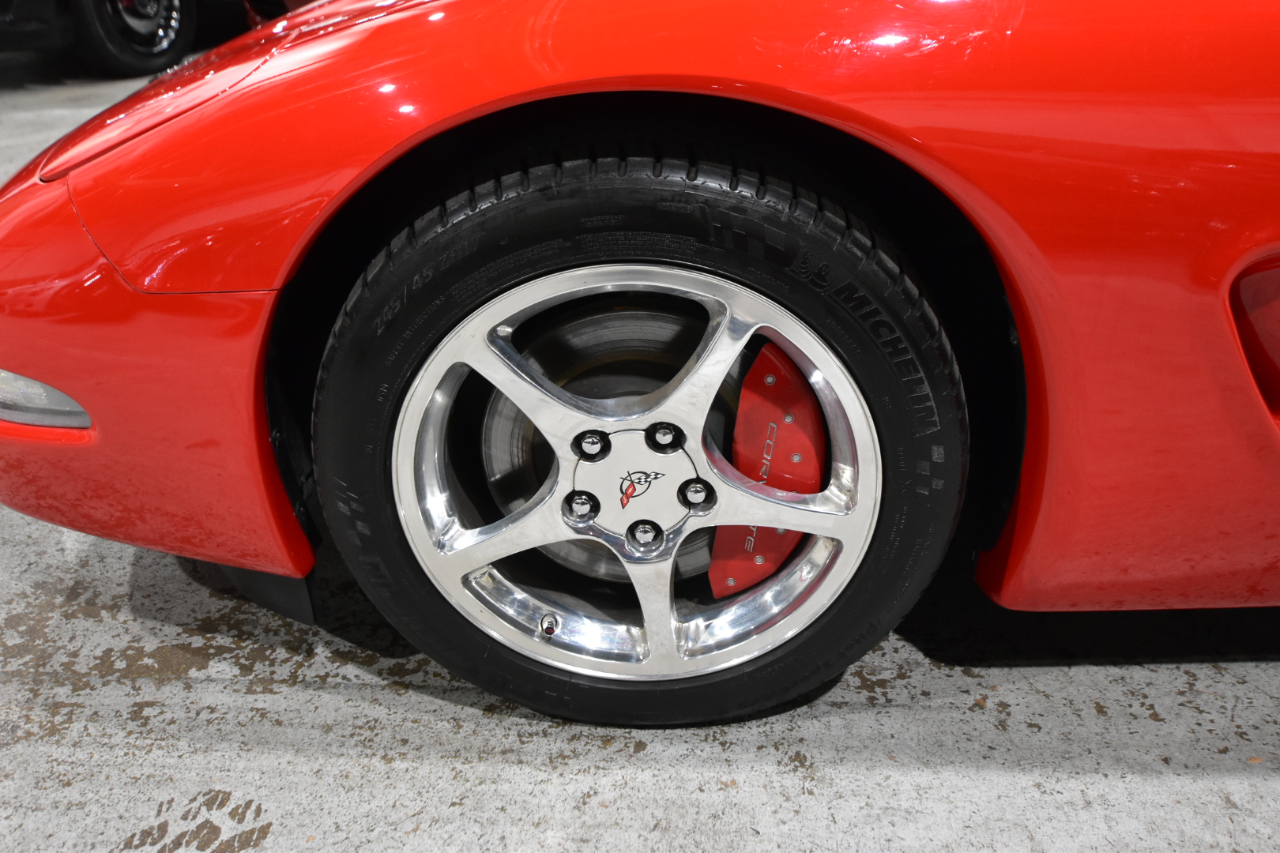 Chevrolet Corvette 2dr Cpe 2002