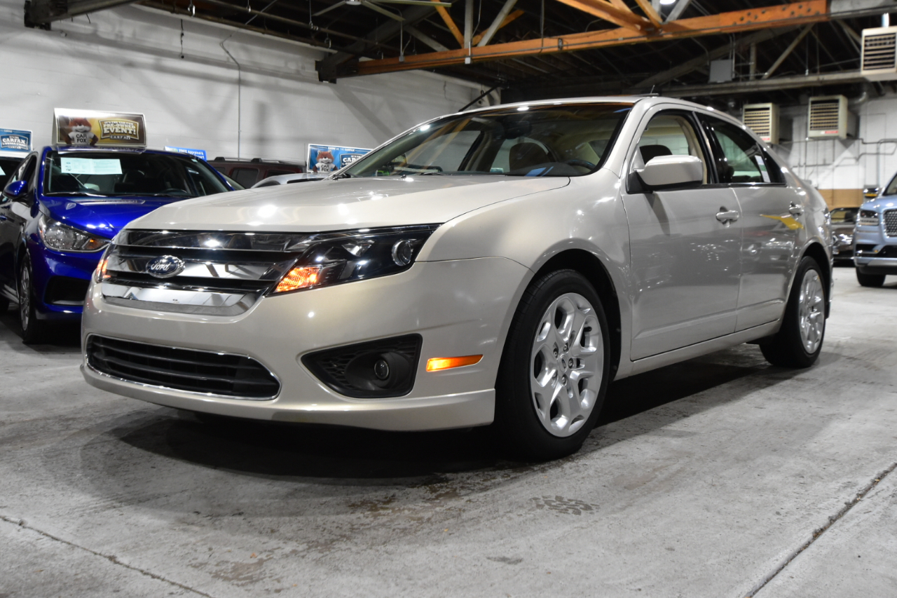 Ford Fusion 4dr Sdn SE FWD 2010