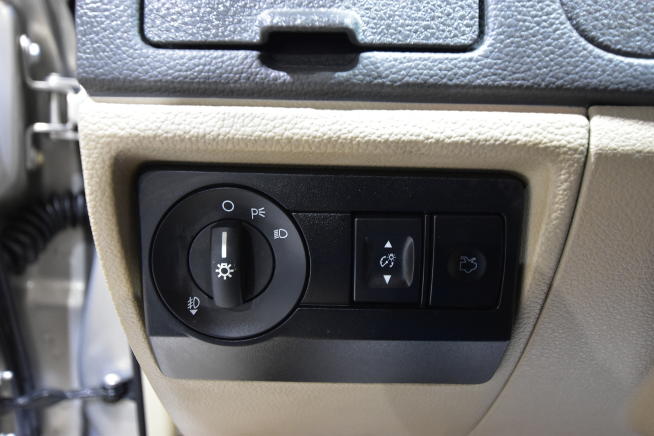 Ford Fusion 4dr Sdn SE FWD 2010