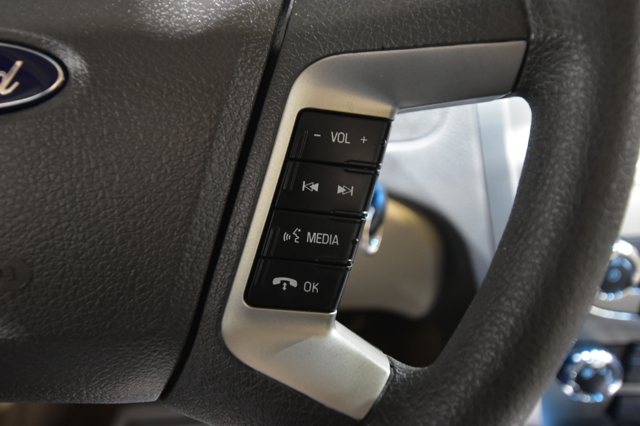 Ford Fusion 4dr Sdn SE FWD 2010