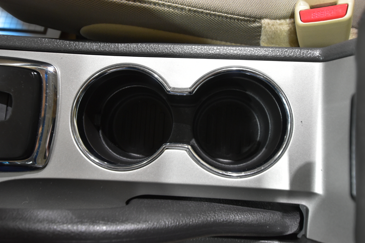 Ford Fusion 4dr Sdn SE FWD 2010