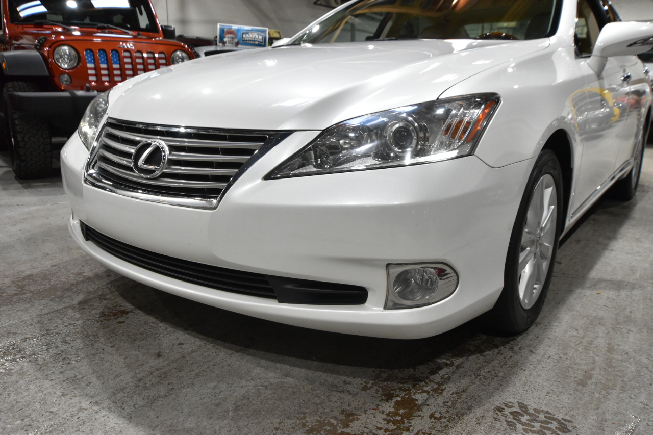 Lexus ES 350 4dr Sdn 2012