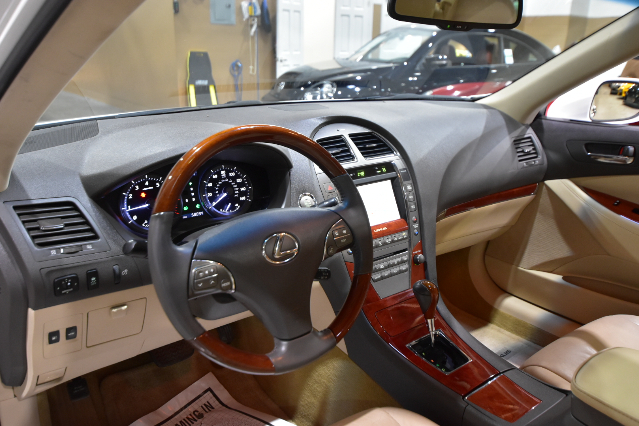 Lexus ES 350 4dr Sdn 2012