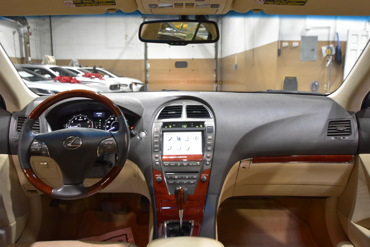 Lexus ES 350 4dr Sdn 2012