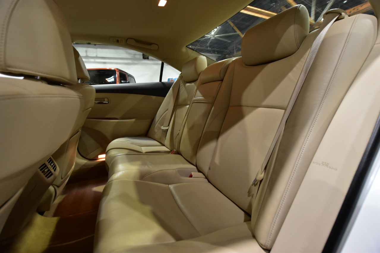 Lexus ES 350 4dr Sdn 2012