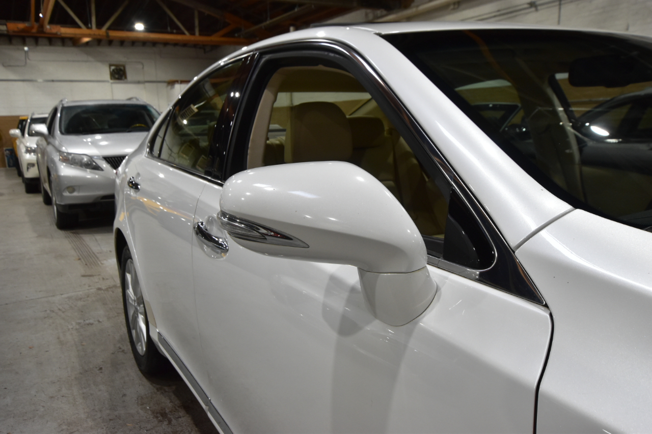 Lexus ES 350 4dr Sdn 2012