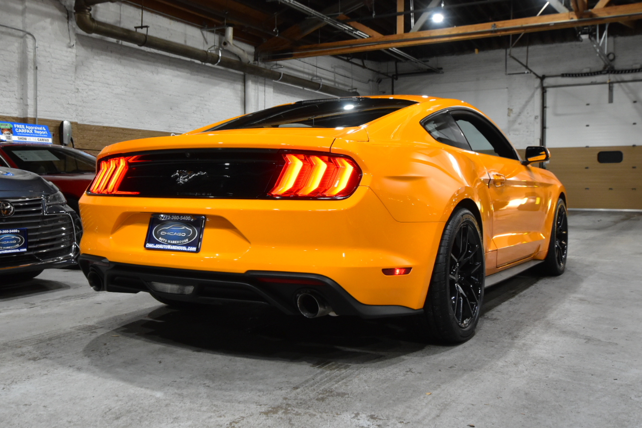 Ford Mustang EcoBoost Fastback 2018