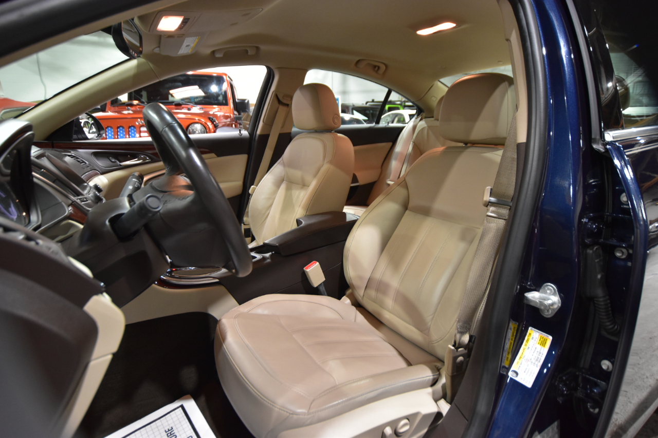 Buick Regal 4dr Sdn Turbo FWD 2016