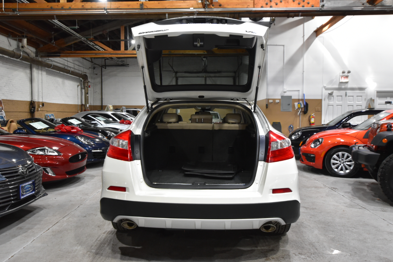 Honda Crosstour 2WD V6 5dr EX-L 2013