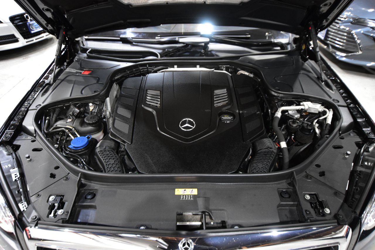 Mercedes-Benz S-Class S 560 4MATIC Sedan 2018