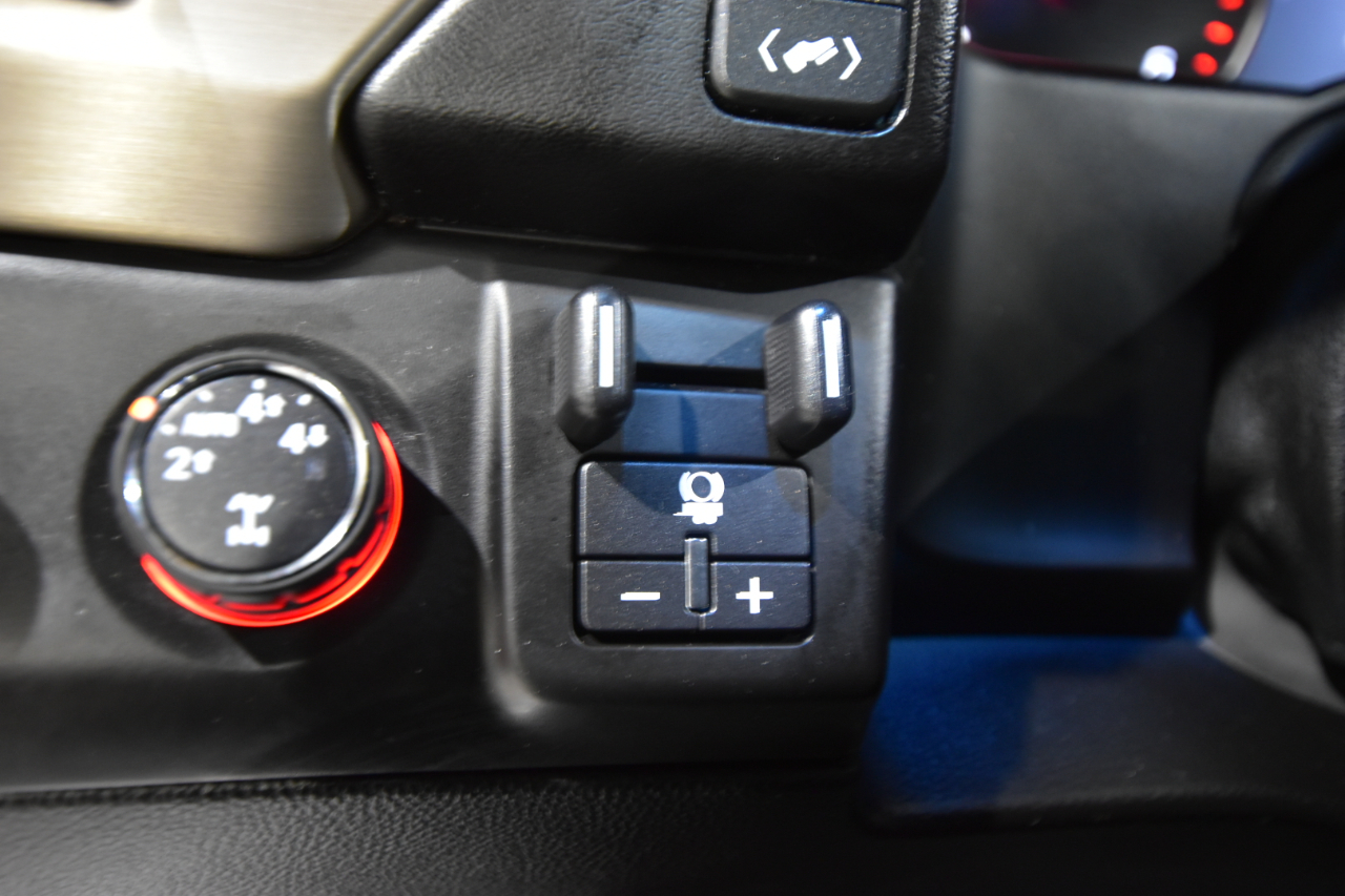 GMC Yukon 4WD 4dr Denali 2016