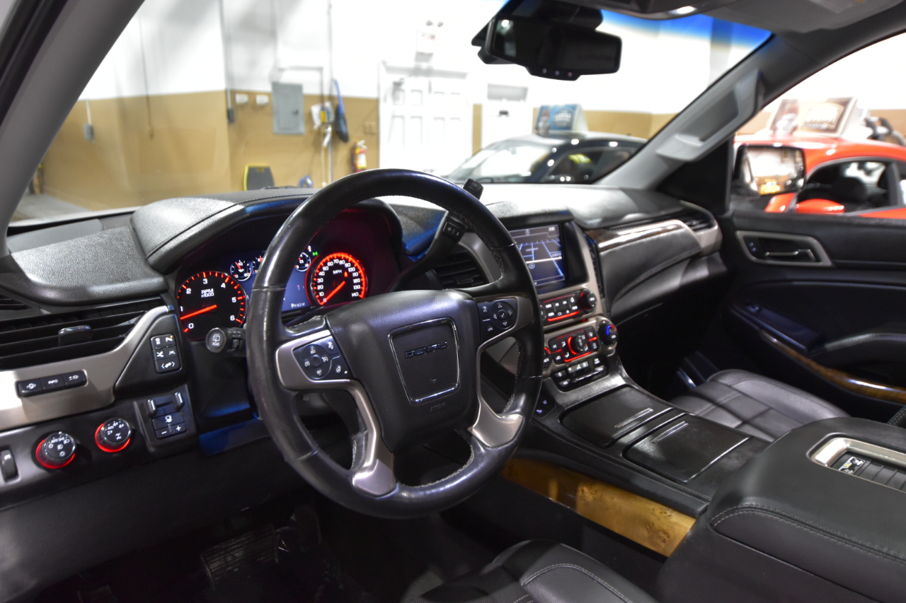 GMC Yukon 4WD 4dr Denali 2016