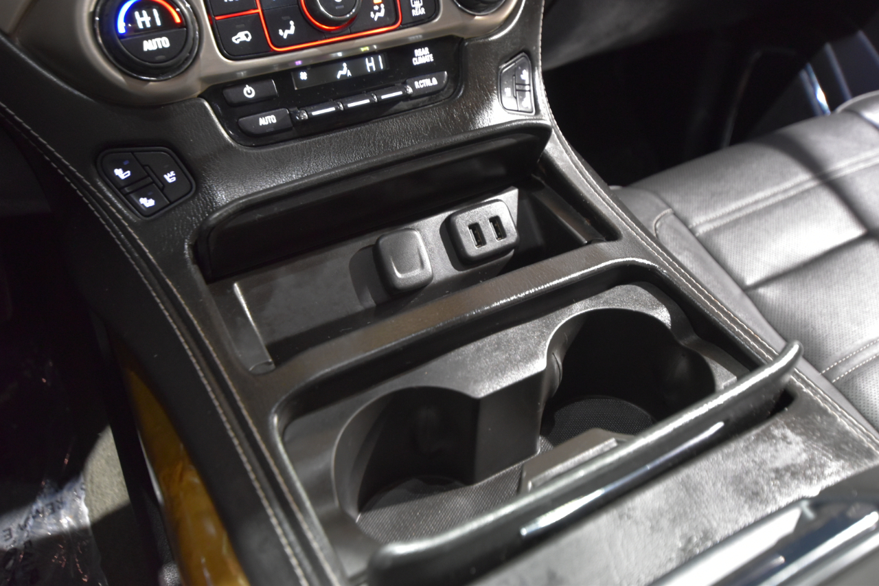 GMC Yukon 4WD 4dr Denali 2016