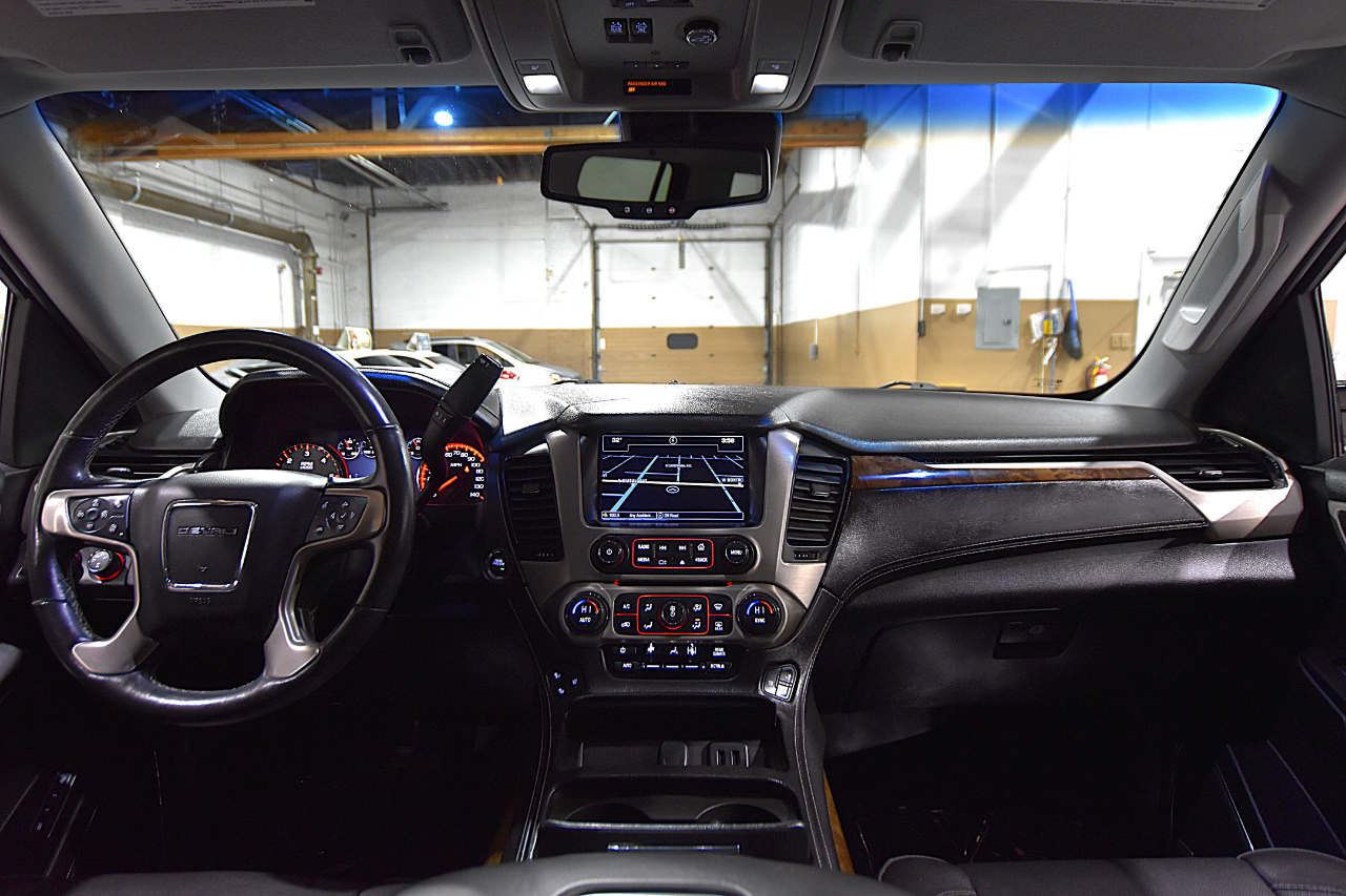 GMC Yukon 4WD 4dr Denali 2016