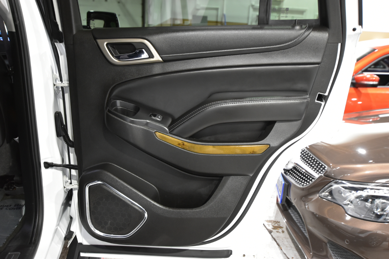 GMC Yukon 4WD 4dr Denali 2016