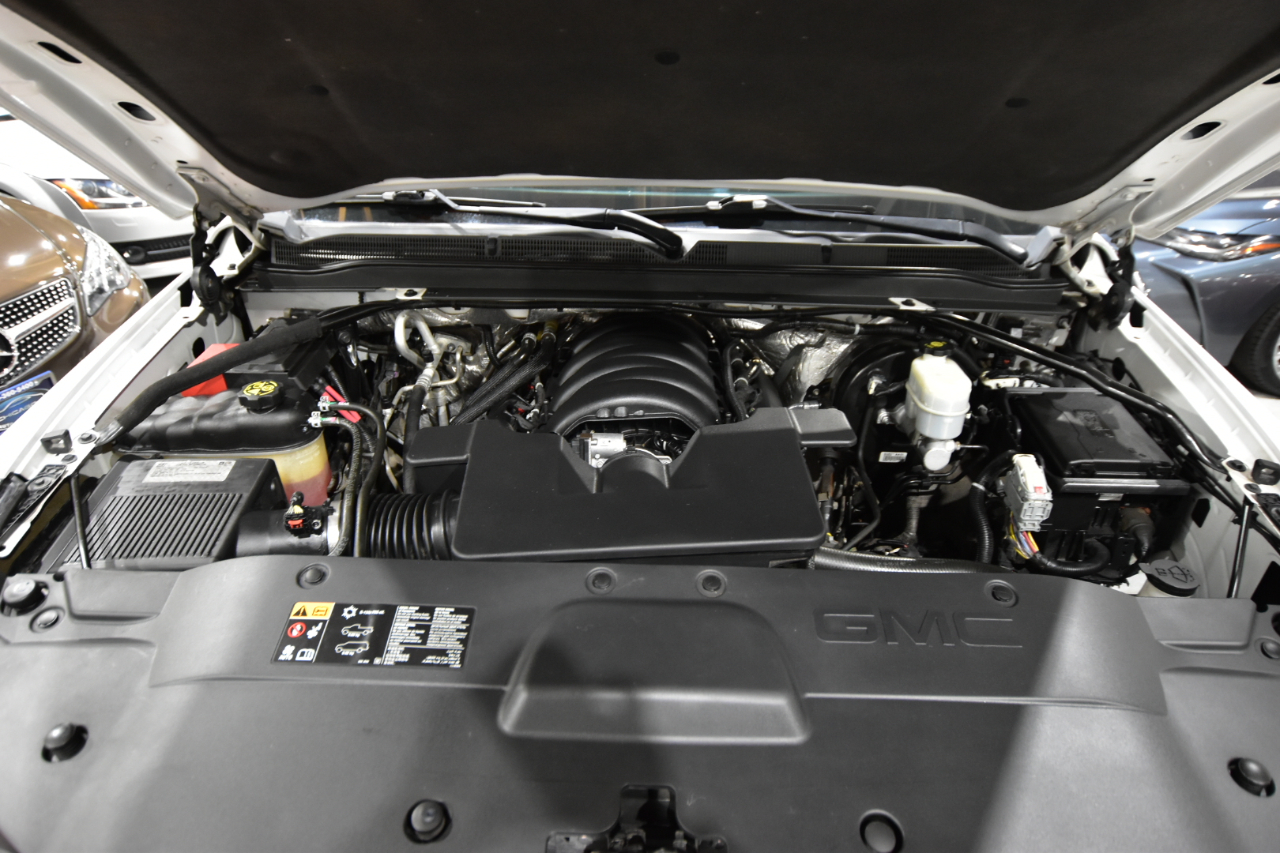 GMC Yukon 4WD 4dr Denali 2016