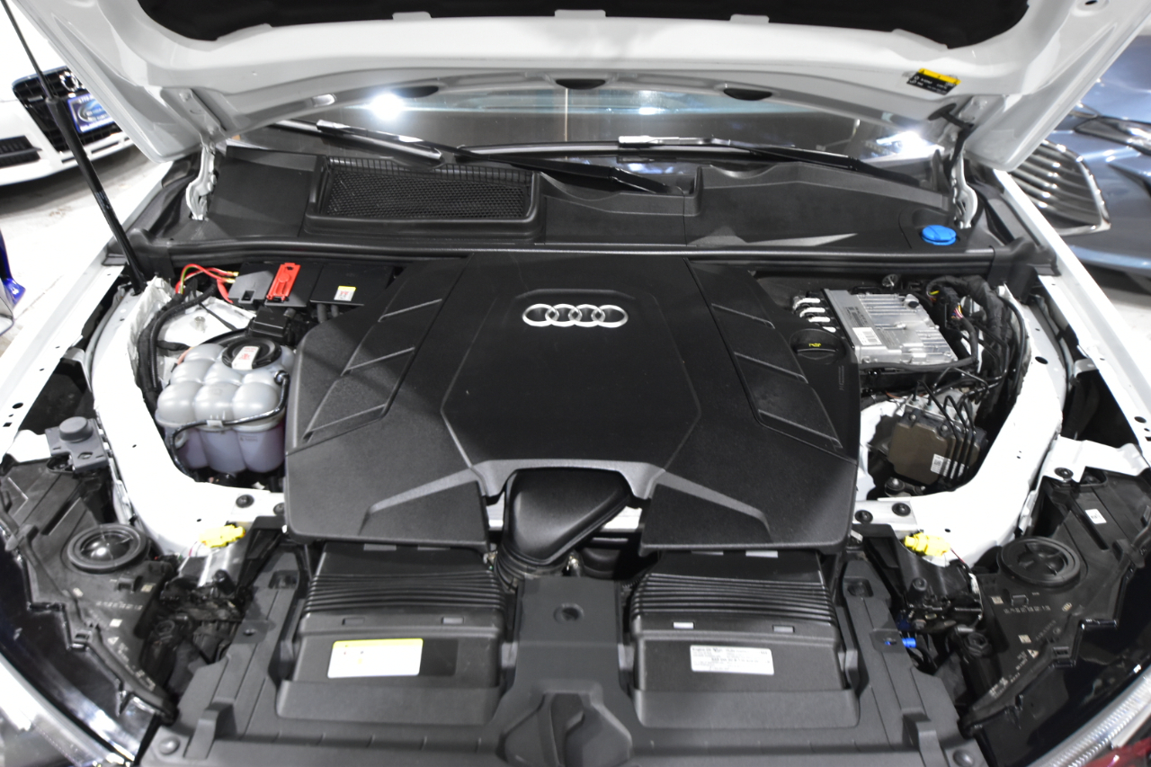 Audi Q7 Premium Plus 55 TFSI quattro 2021