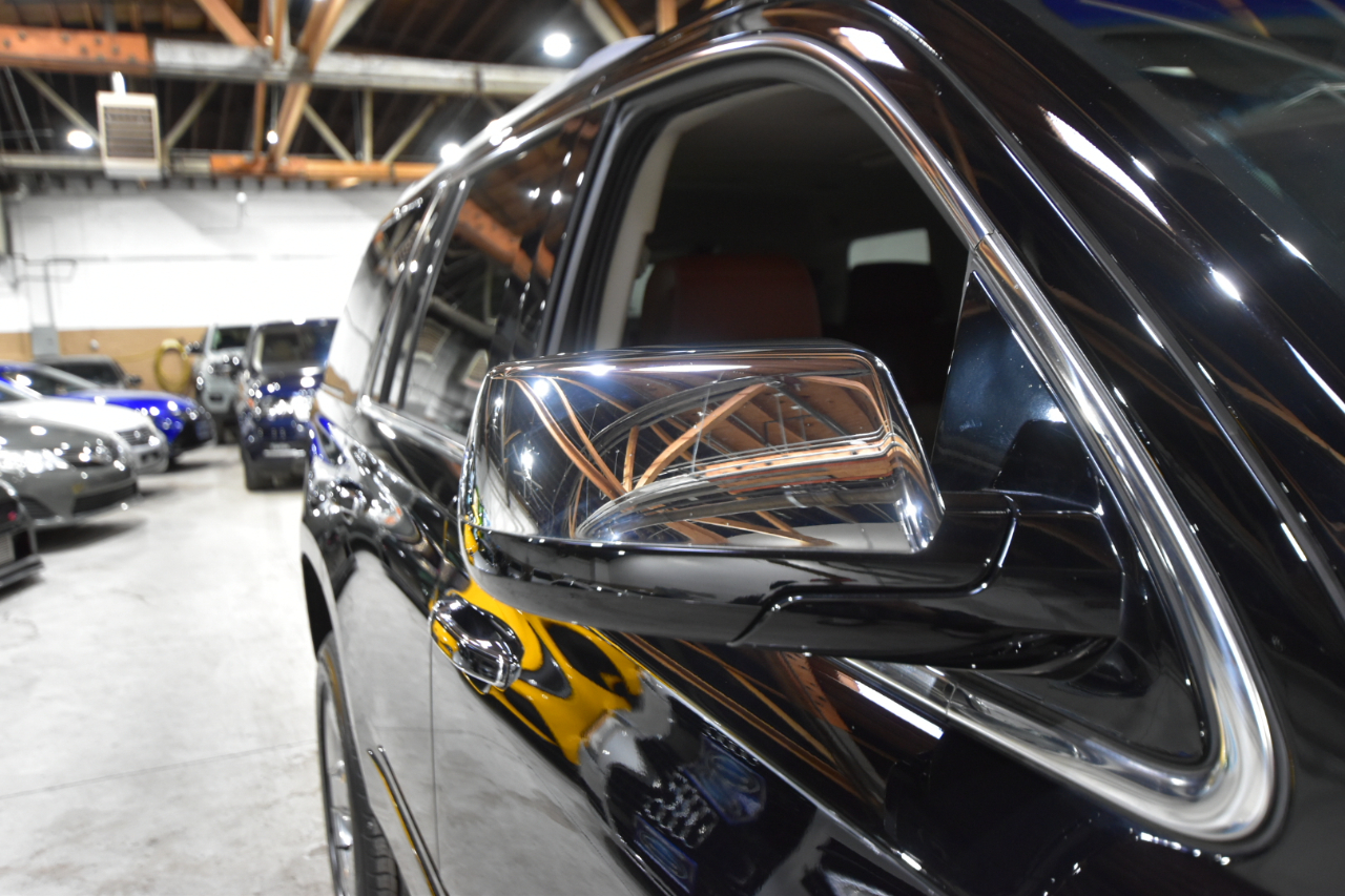 Chevrolet Tahoe 4WD 4dr Premier 2017